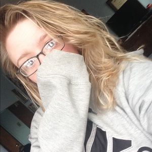 Meet your Posher, Britt